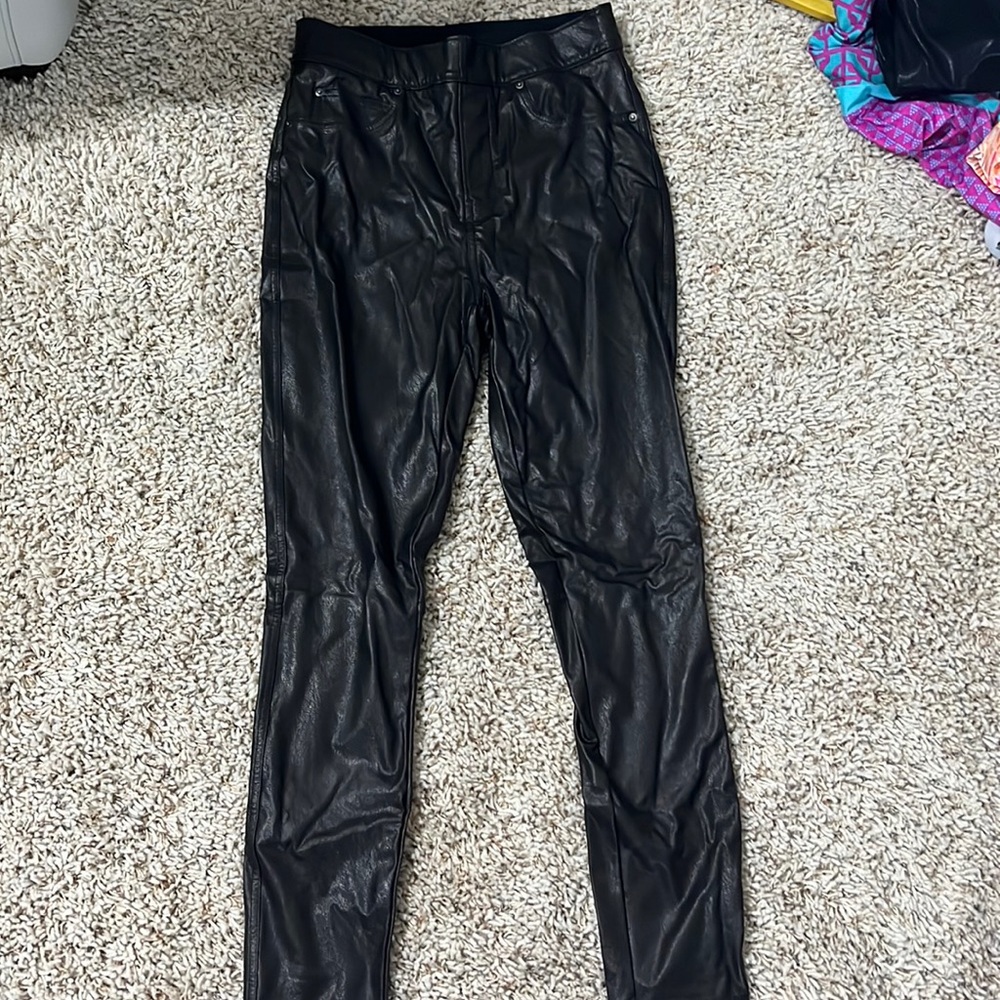Spanx pocket leggings